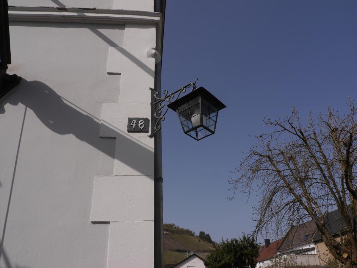 Altes Weingut Weinhaus Rebstock Lägenhet Winningen Exteriör bild